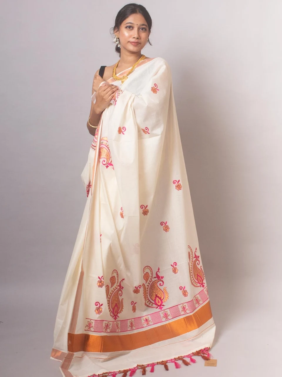 Kerala Kasavu Saree with Gold Zari Floral Embroidery